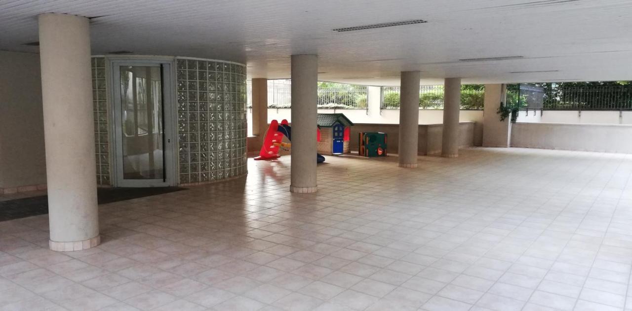 Casa Vacanze La Mela Monza Ngoại thất bức ảnh